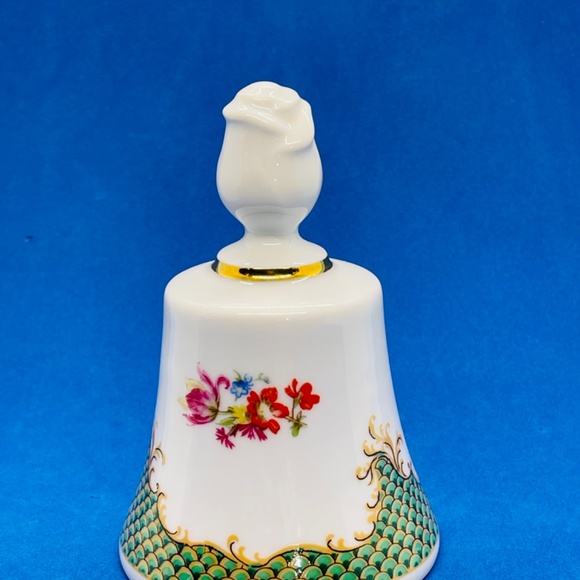 Bareuther Waldsassen Bavaria Germany Floral Bell w Rose Handle for Danbury Mint - Picture 3 of 9